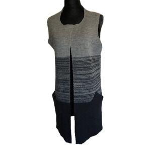 Cocogio Sleeveless Sweater. Merino Wool / Acrylic Blend. Size S. Black And Grey
